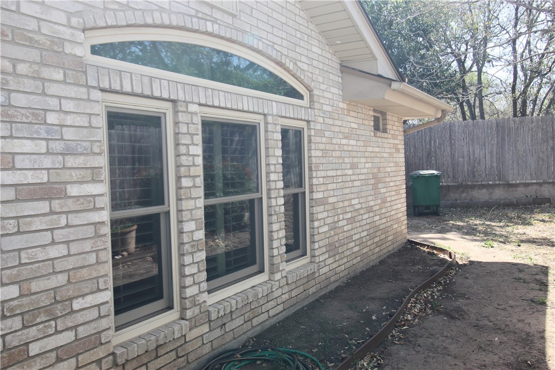4915 Rockhurst St Property Photo 29