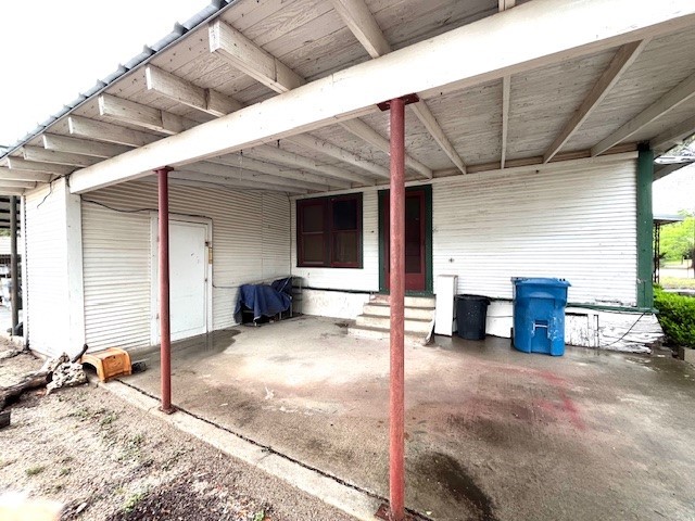 206 Hinton St Property Photo 5