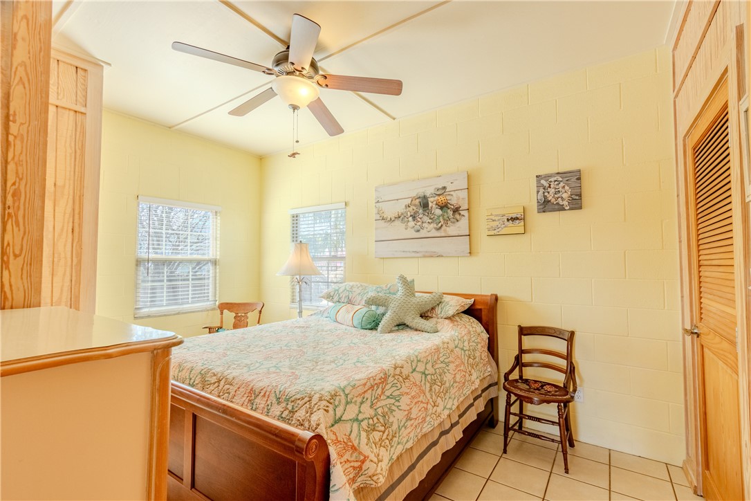 609 W Avenue A Property Photo 11