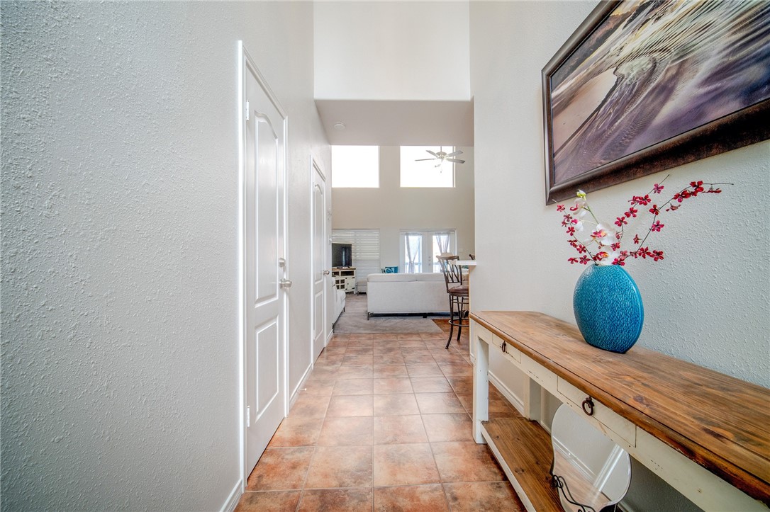 15349 Key Largo Ct Property Photo 3
