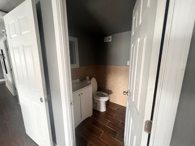 715 S Upper Broadway St Property Photo 9