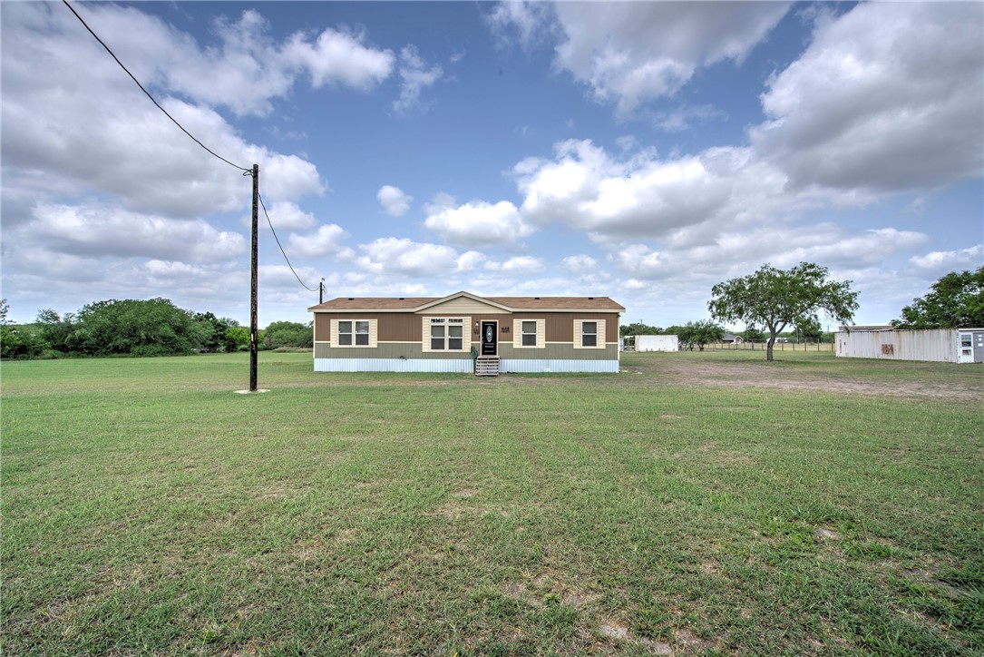 527 Cr-303 Property Photo 2