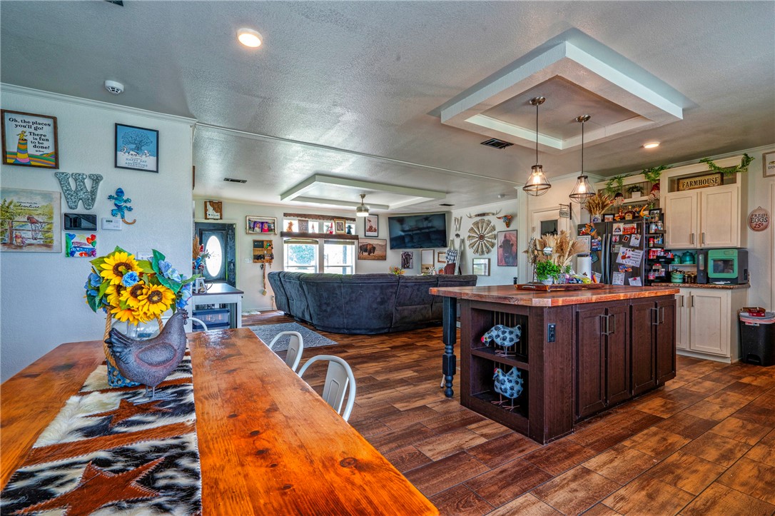 527 Cr-303 Property Photo 12