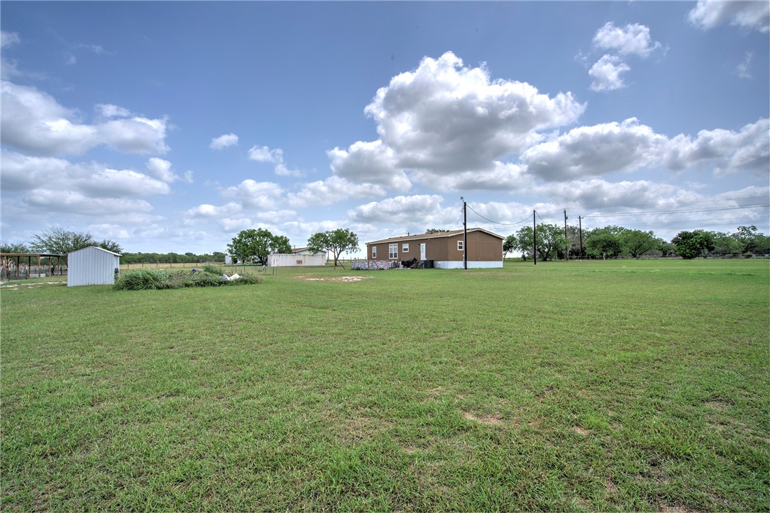 527 Cr-303 Property Photo 25