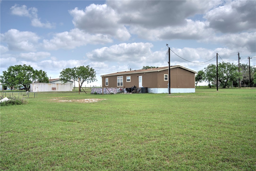 527 Cr-303 Property Photo 26