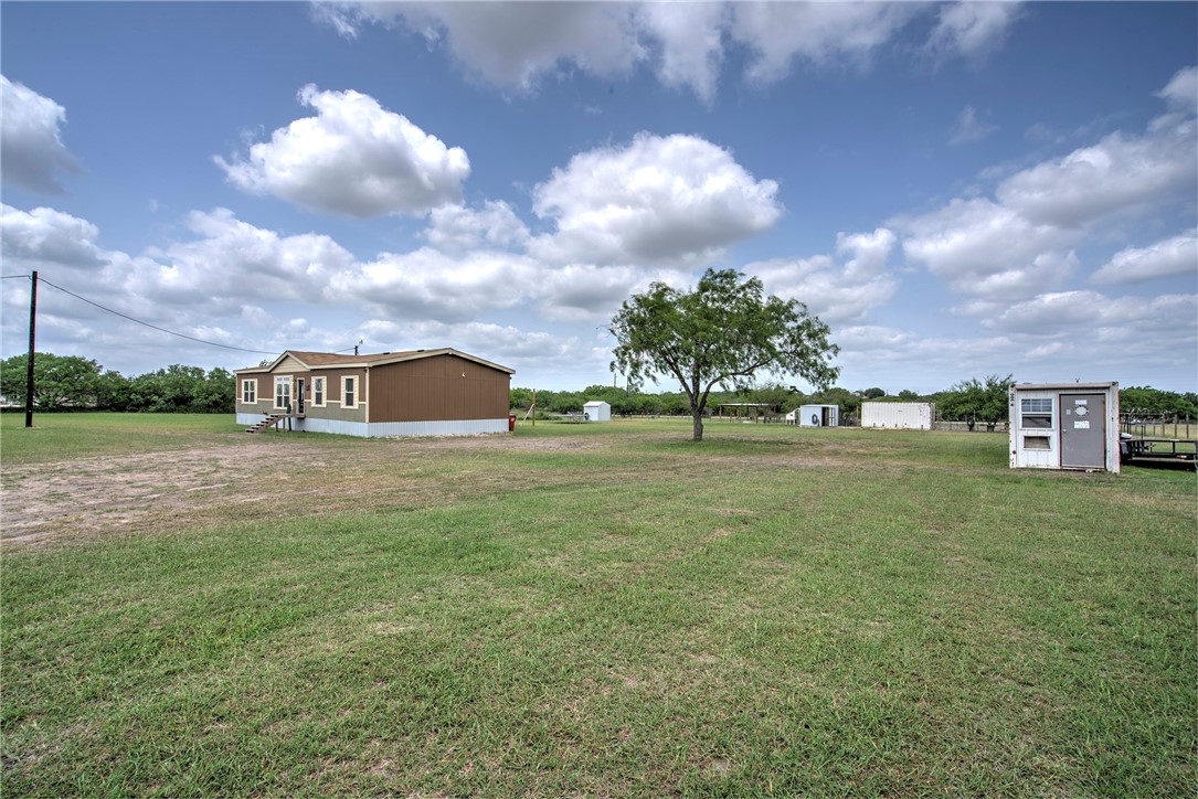 527 Cr-303 Property Photo 31