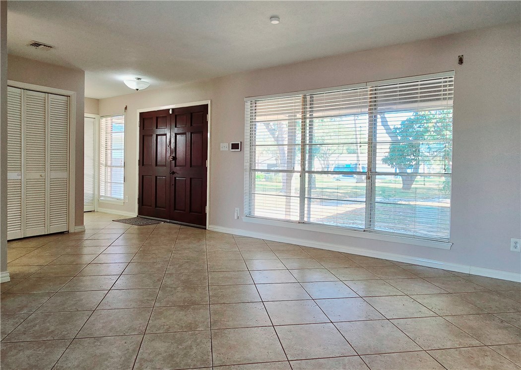 3338 Bali Dr Property Photo 10