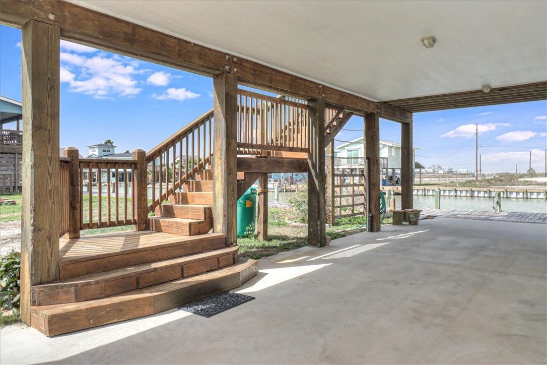 127 Channelview Property Photo 4