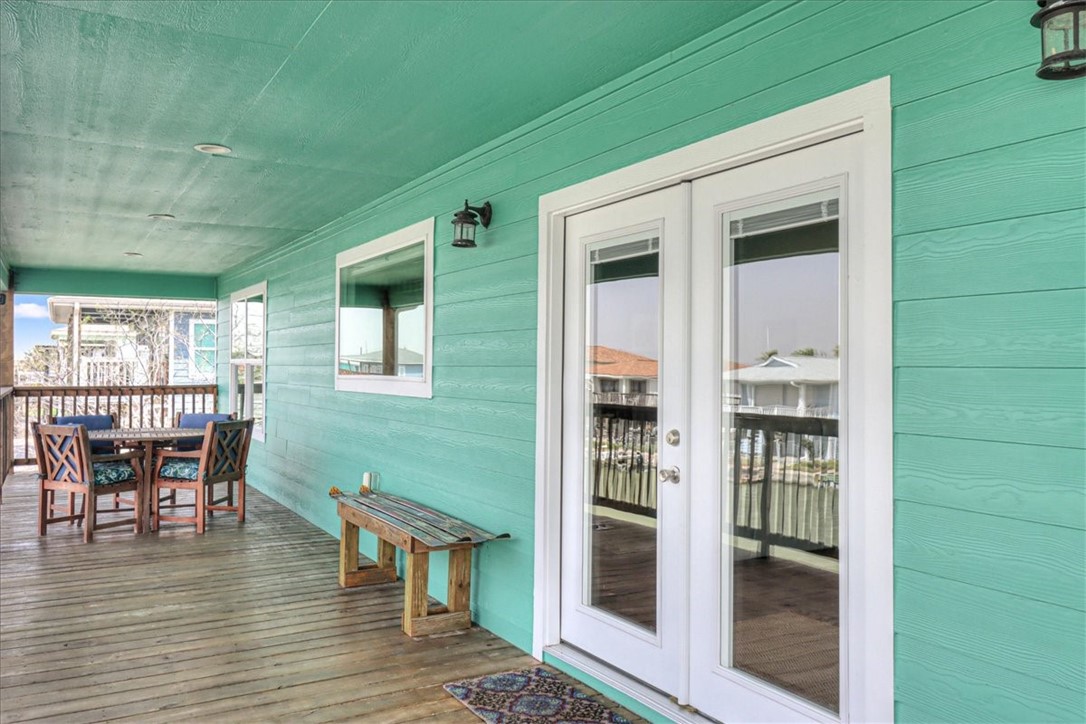 127 Channelview Property Photo 5