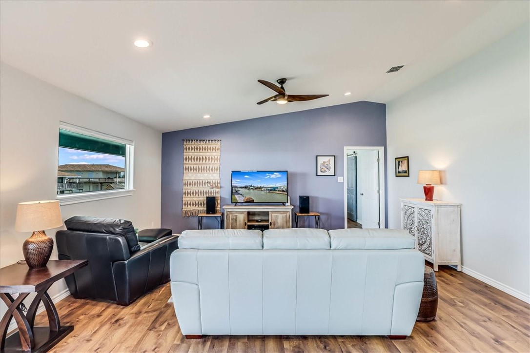 127 Channelview Property Photo 6