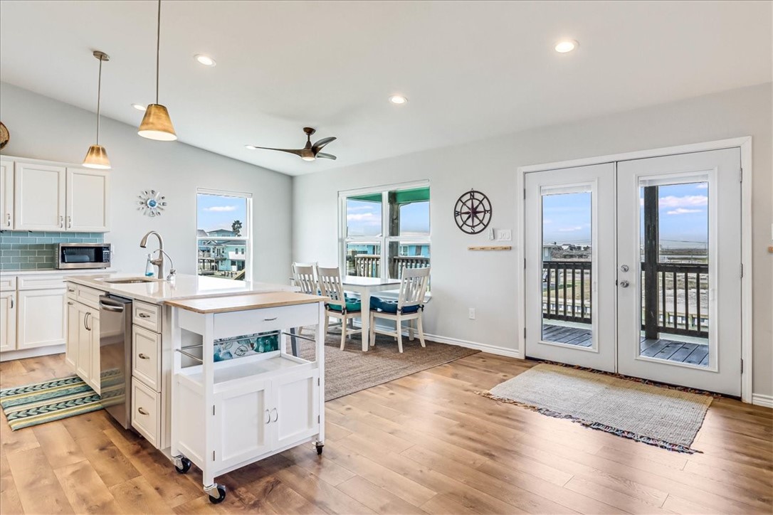 127 Channelview Property Photo 9