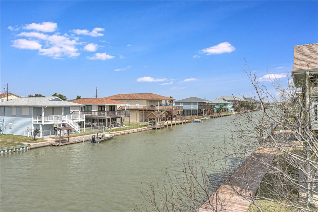 127 Channelview Property Photo 30