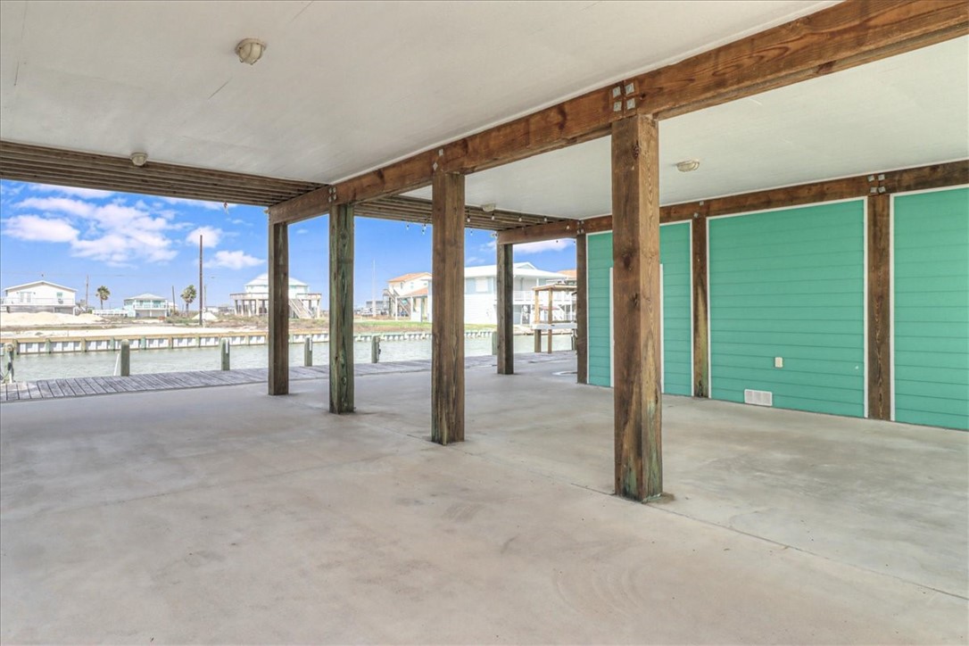 127 Channelview Property Photo 31