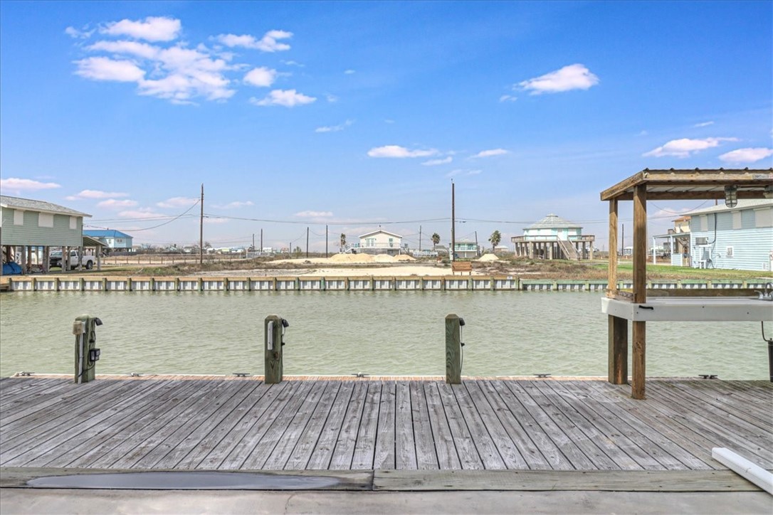 127 Channelview Property Photo 35
