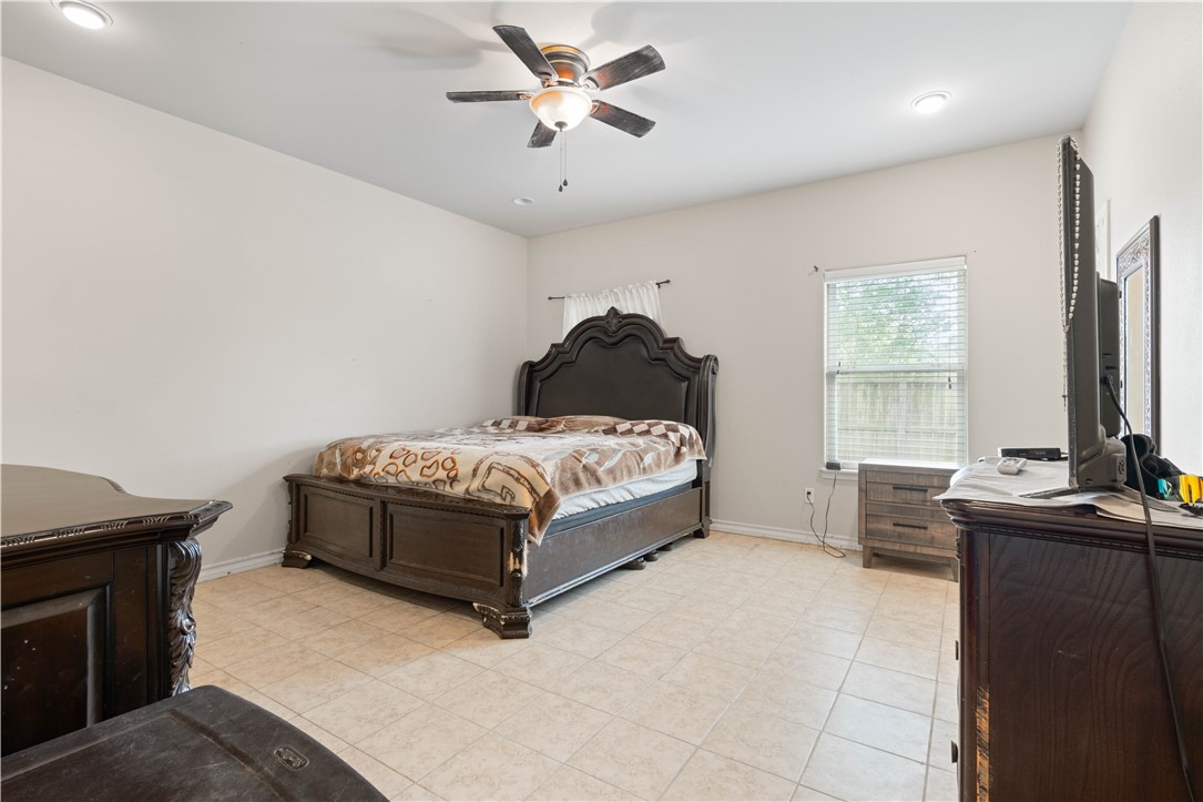 1513 Bay Moon Ct Property Photo 8