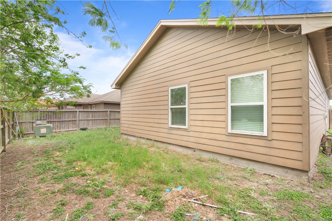 1513 Bay Moon Ct Property Photo 15