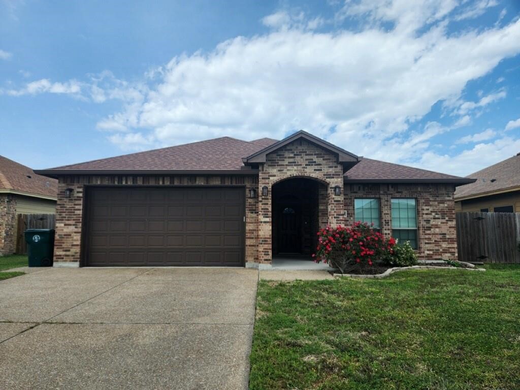 2309 Vaughan Dr Property Photo 1