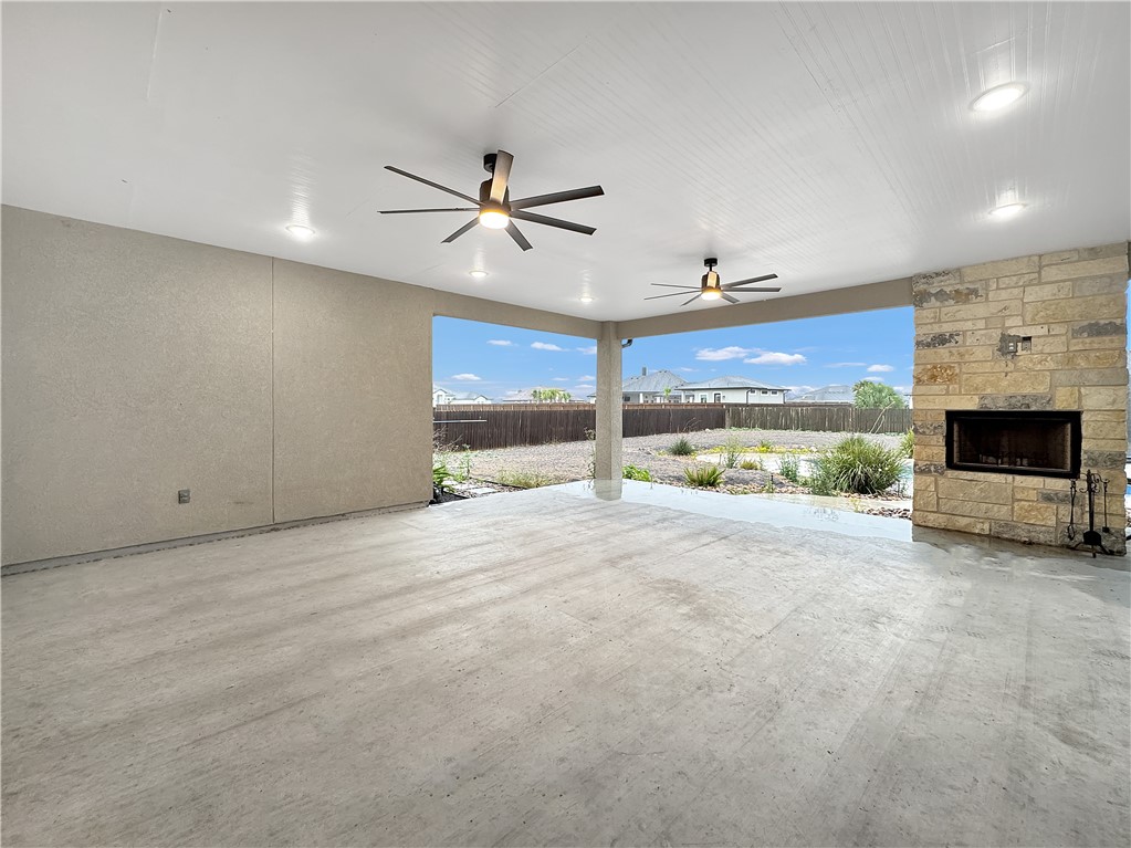 1357 Lion Heart Ct Property Photo 35