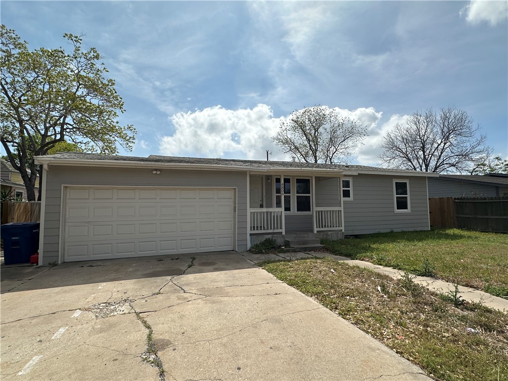 4806 Alma St Property Photo