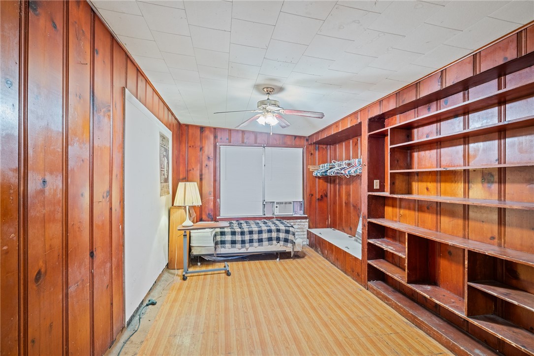 3730 Lincoln St Property Photo 10