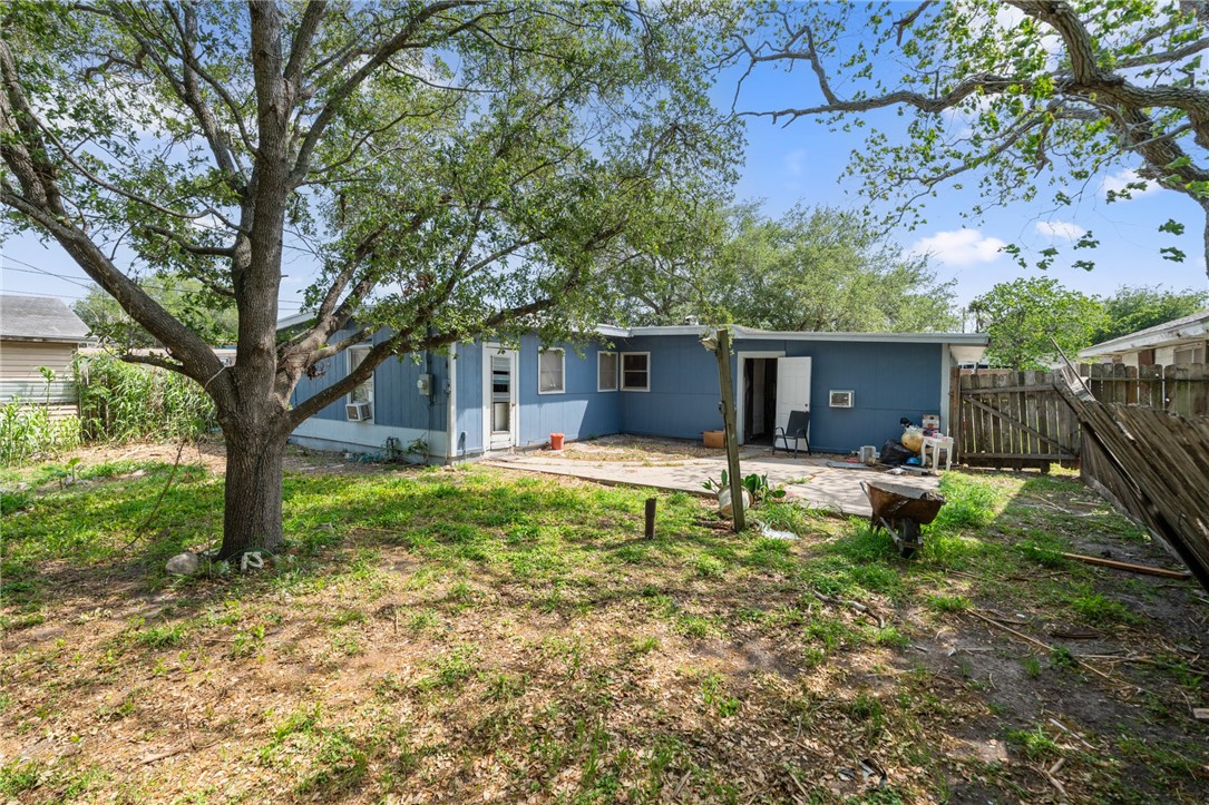 3730 Lincoln St Property Photo 14