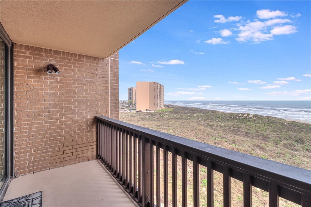 6745 Seacomber Dr 401 Property Photo 16
