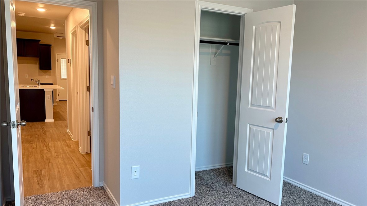 7933 Salais Dr Property Photo 8