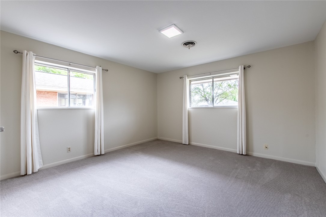 514 Rawleigh Dr Property Photo 26