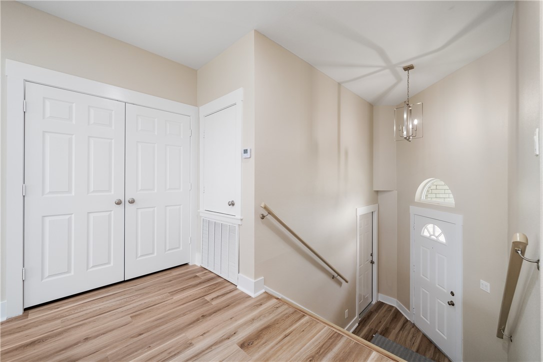 738 Crown Harbor Property Photo 4