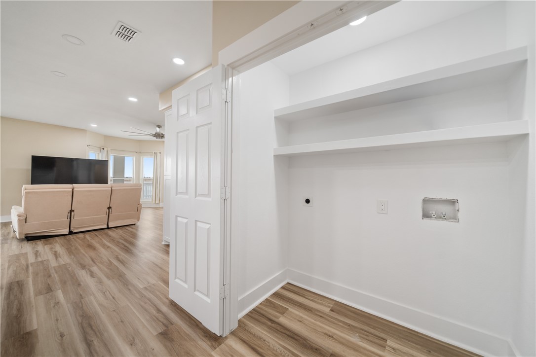 738 Crown Harbor Property Photo 18