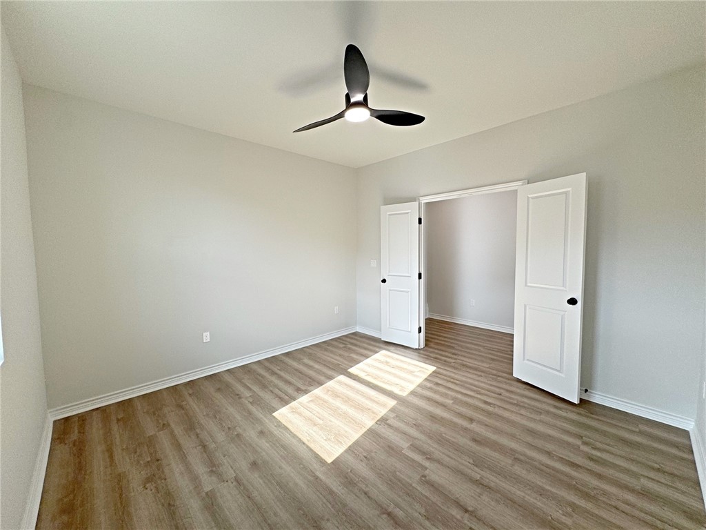 9502 Spanish Oak Dr Property Photo 13