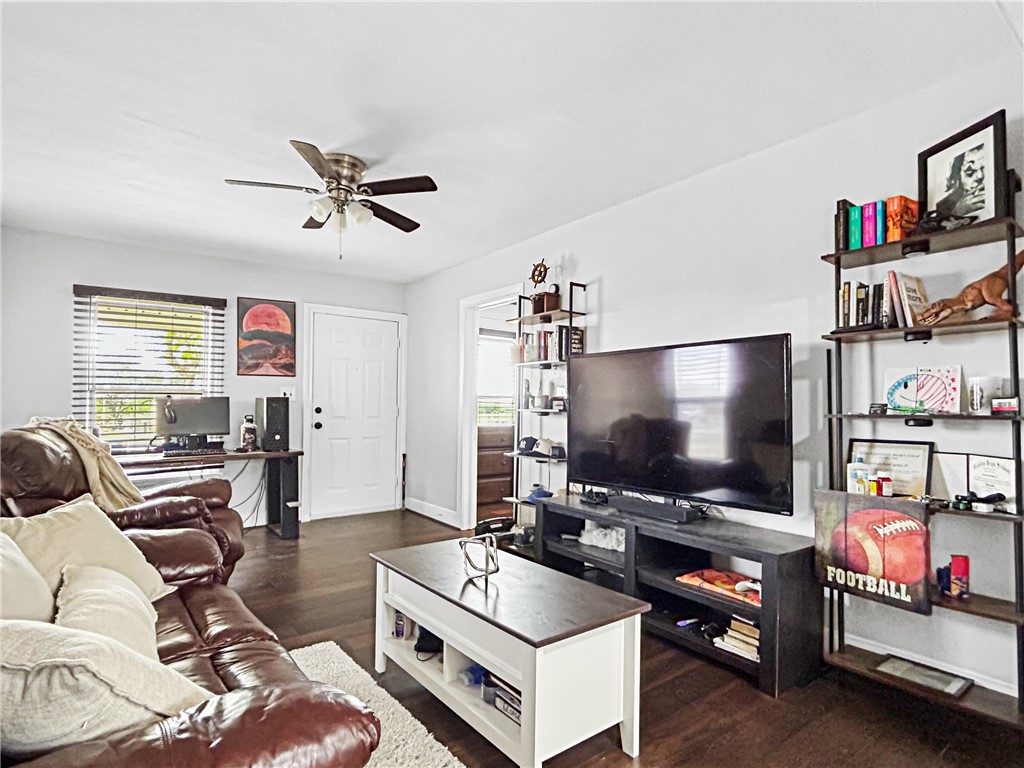 9306 Mcnorton Property Photo 3