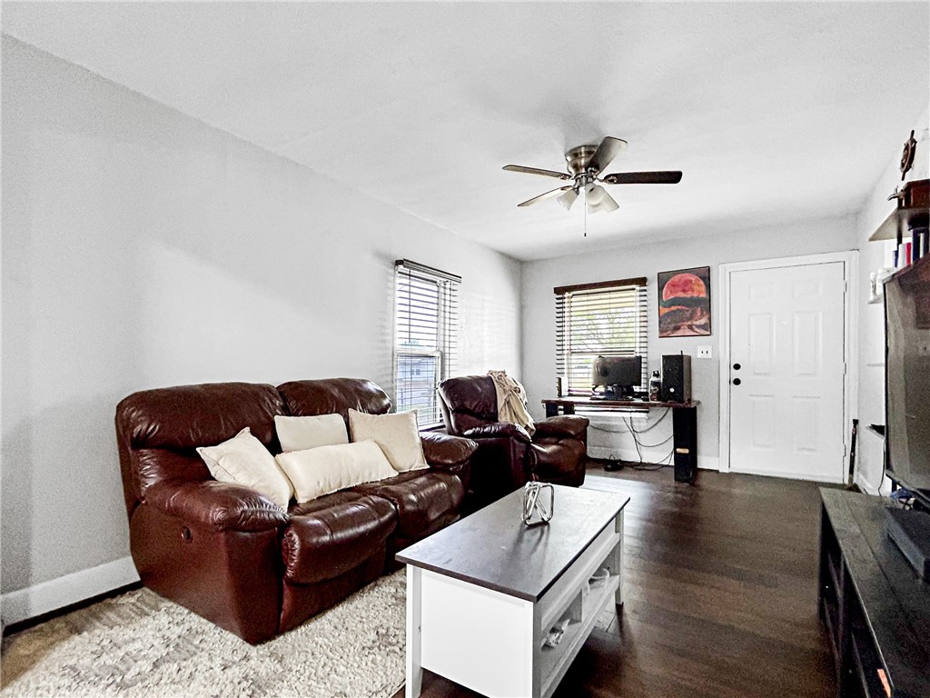 9306 Mcnorton Property Photo 4