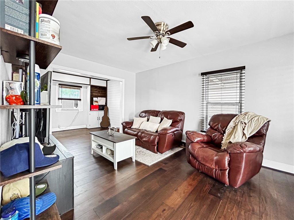 9306 Mcnorton Property Photo 6