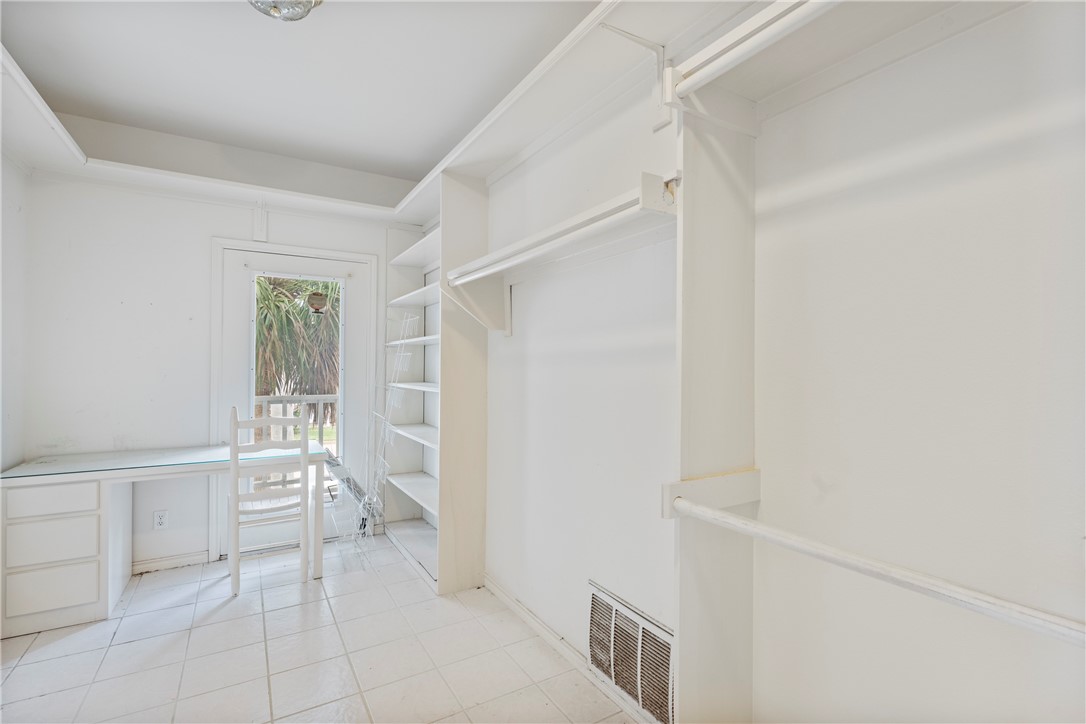 540 Bayside Dr Property Photo 25
