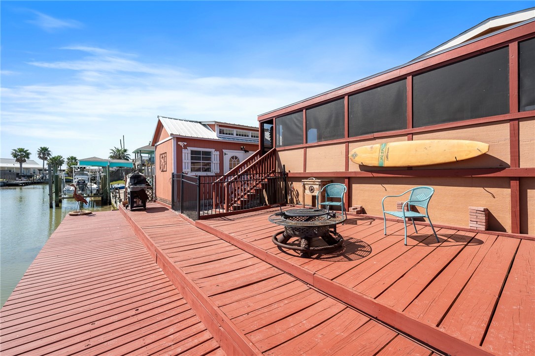 115 Copano Cove Road Property Photo 3
