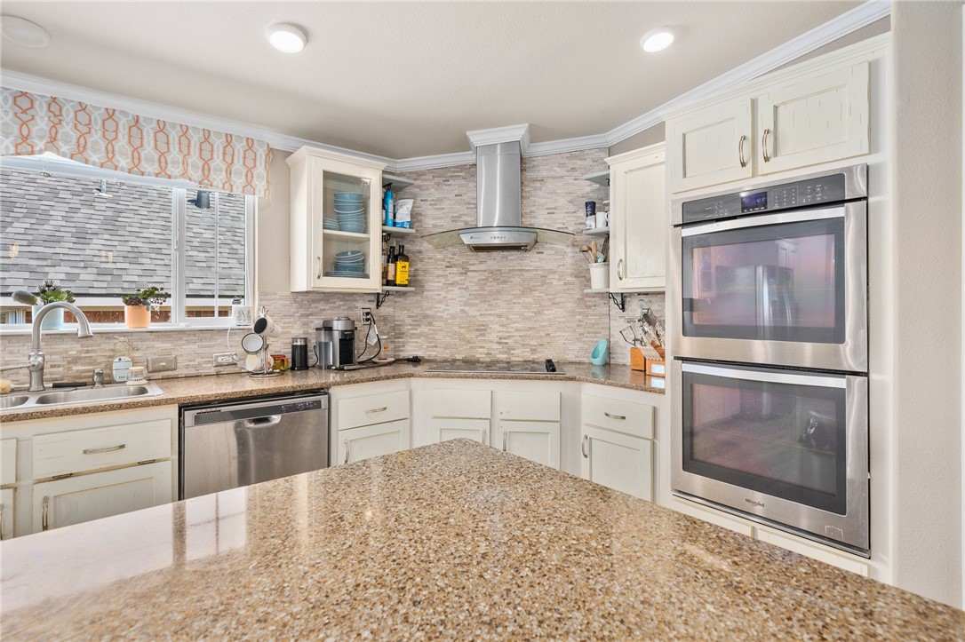115 Copano Cove Road Property Photo 19