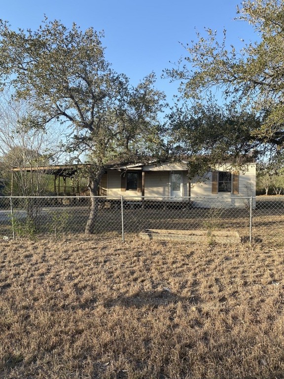 Mathis Real Estate Listings Main Image