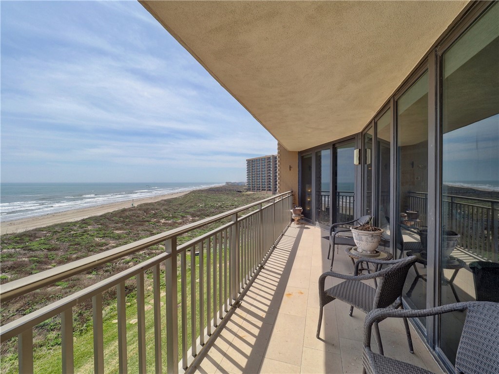 6649 Seacomber Dr 408 Property Photo 1