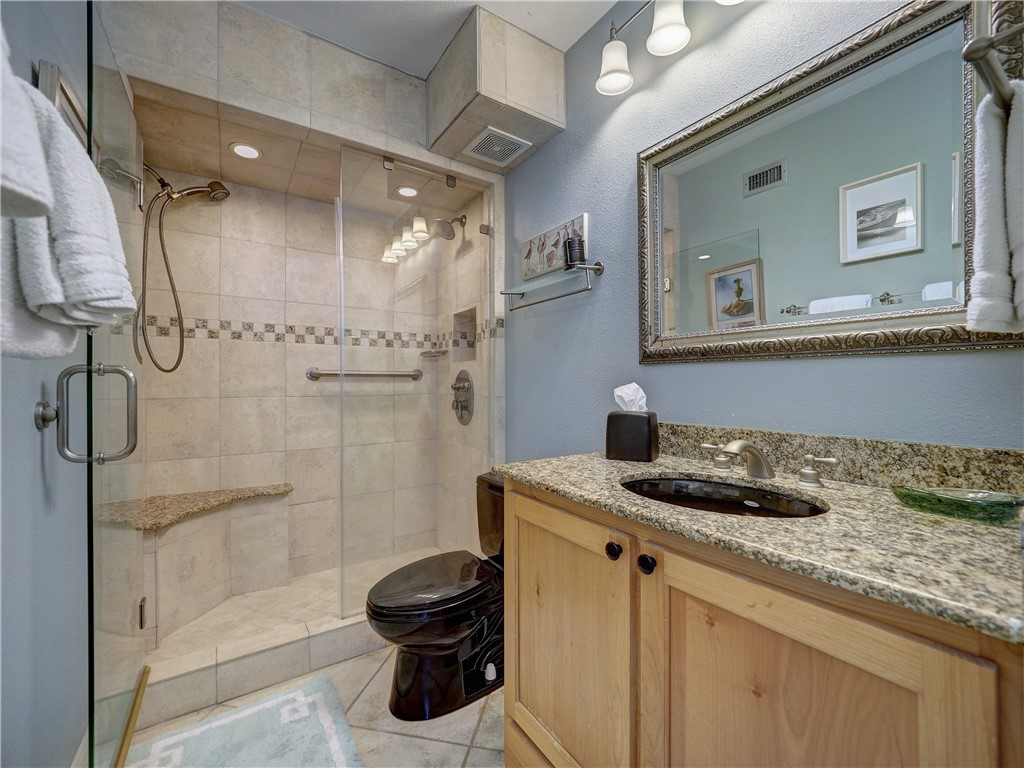 6649 Seacomber Dr 408 Property Photo 22