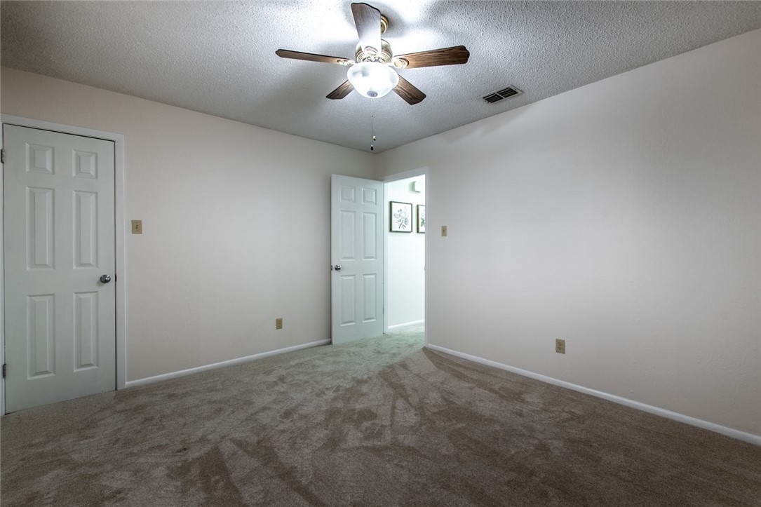 1242 Memorial Pkwy Property Photo 27