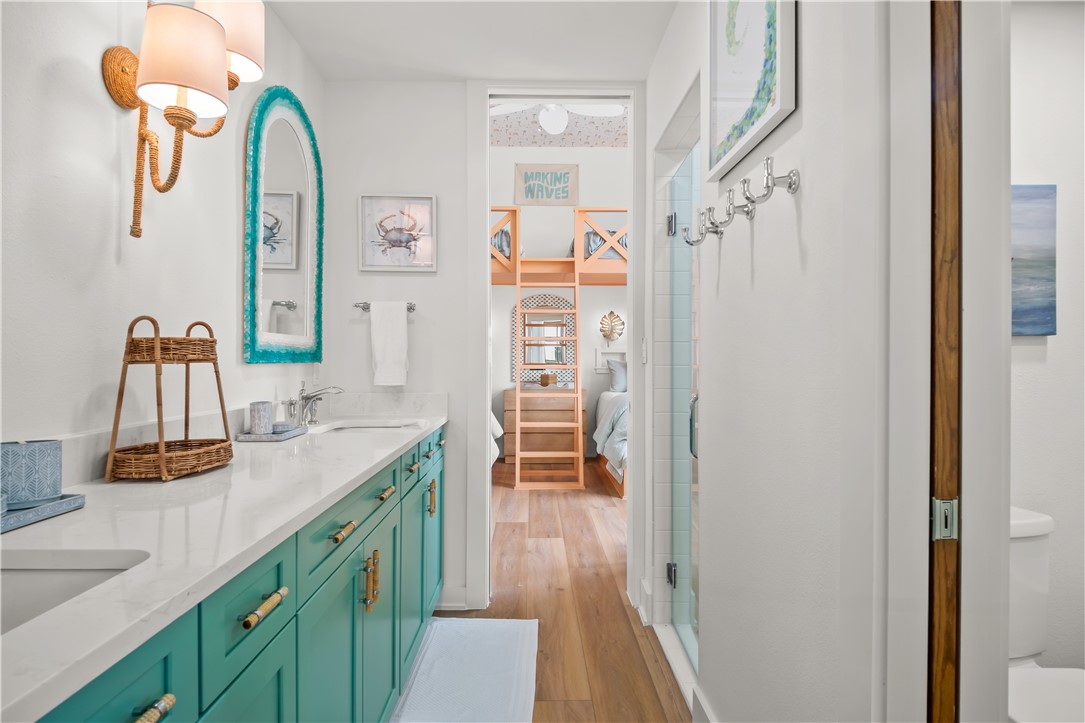 200 Ice Water Property Photo 7