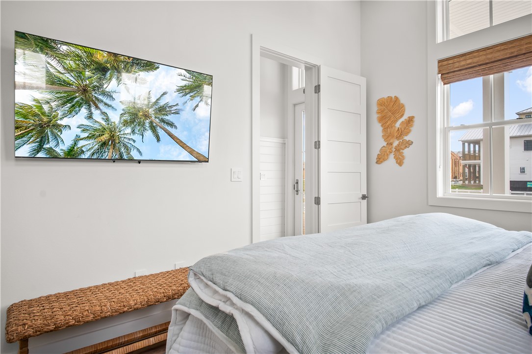 200 Ice Water Property Photo 11