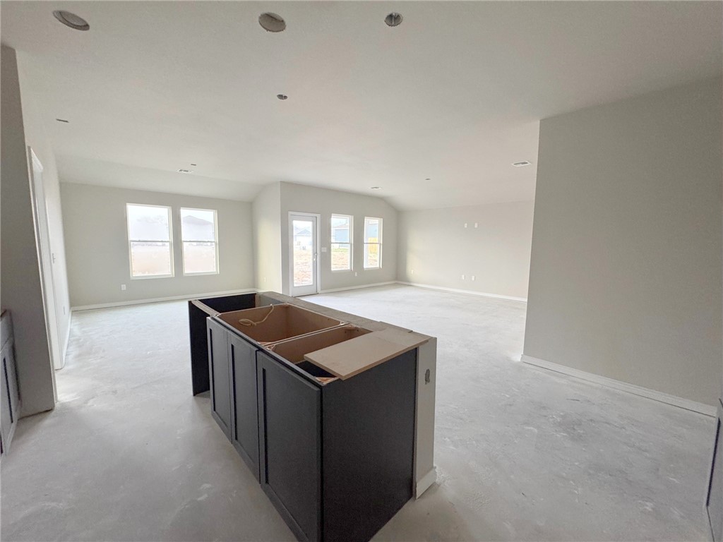 9129 Neena Dr Property Photo 3