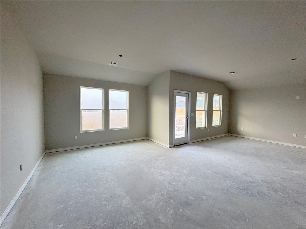 9129 Neena Dr Property Photo 6