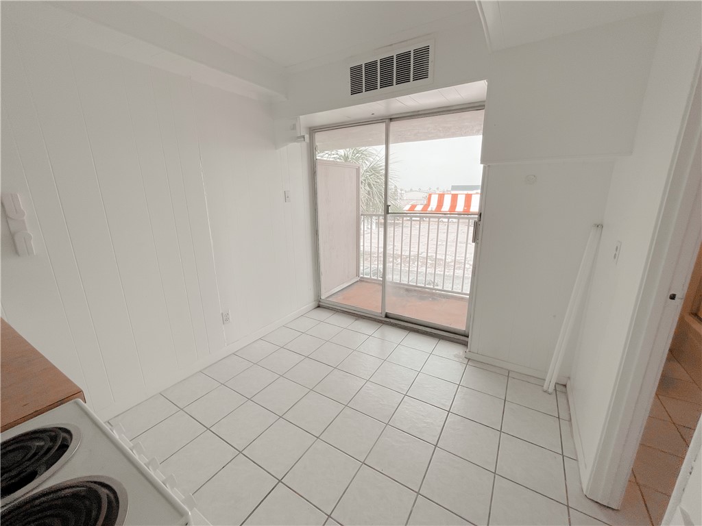 14300 S Padre Island Dr 184 Property Photo 8