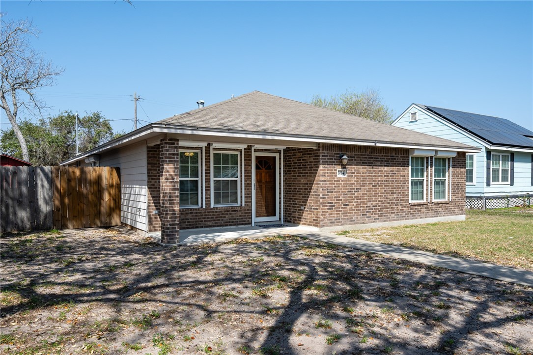 1014 S Rife St Property Photo
