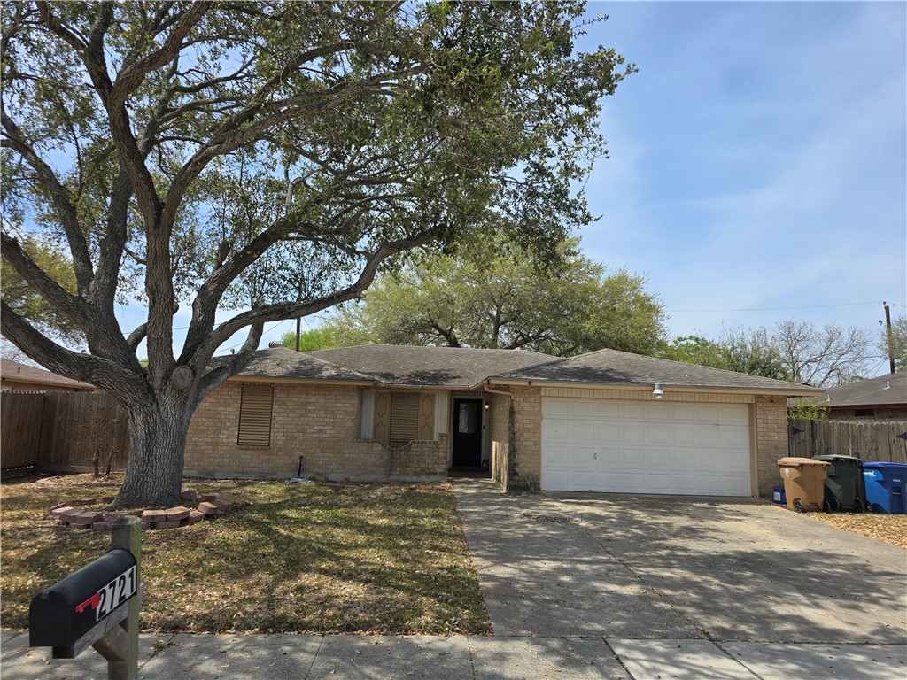 2721 Tumbleweed Dr Property Photo