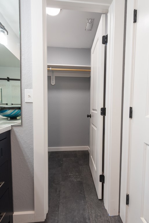 350 Carmel Dr Property Photo 19