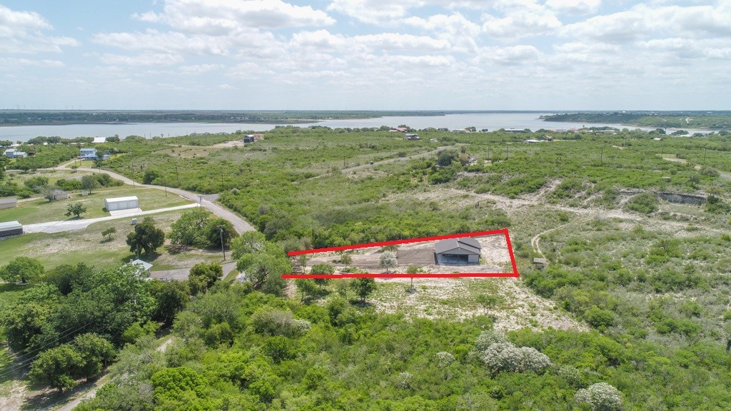 350 Carmel Dr Property Photo 38